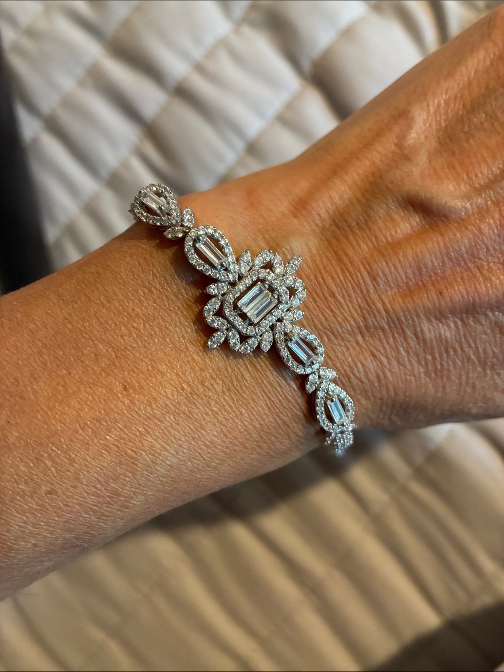 Silver diamond Crystal Bracelet